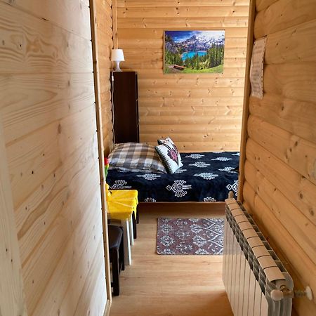 Domek Koniec Swiata Dzianisz Buitenkant foto