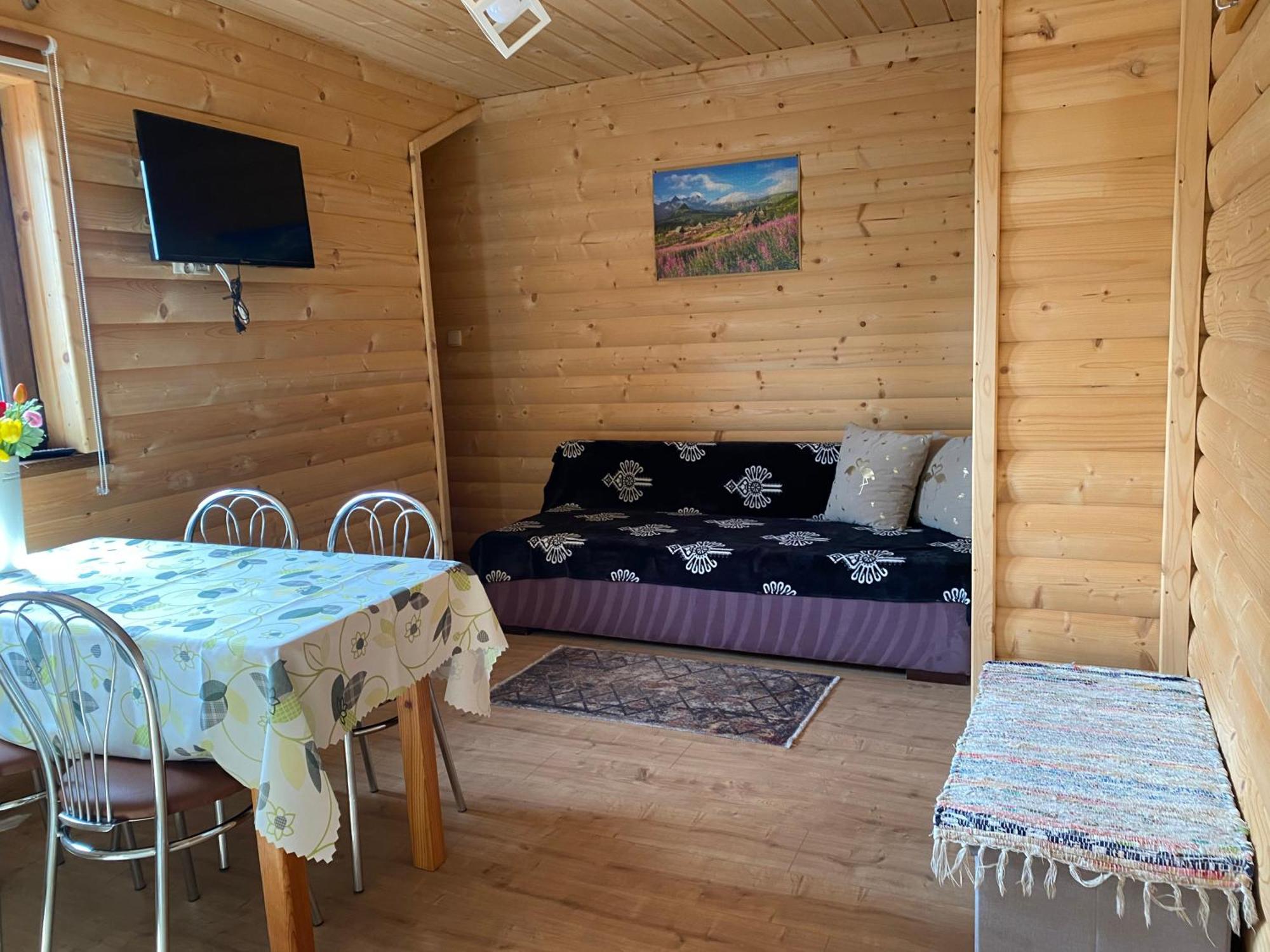 Domek Koniec Swiata Dzianisz Buitenkant foto